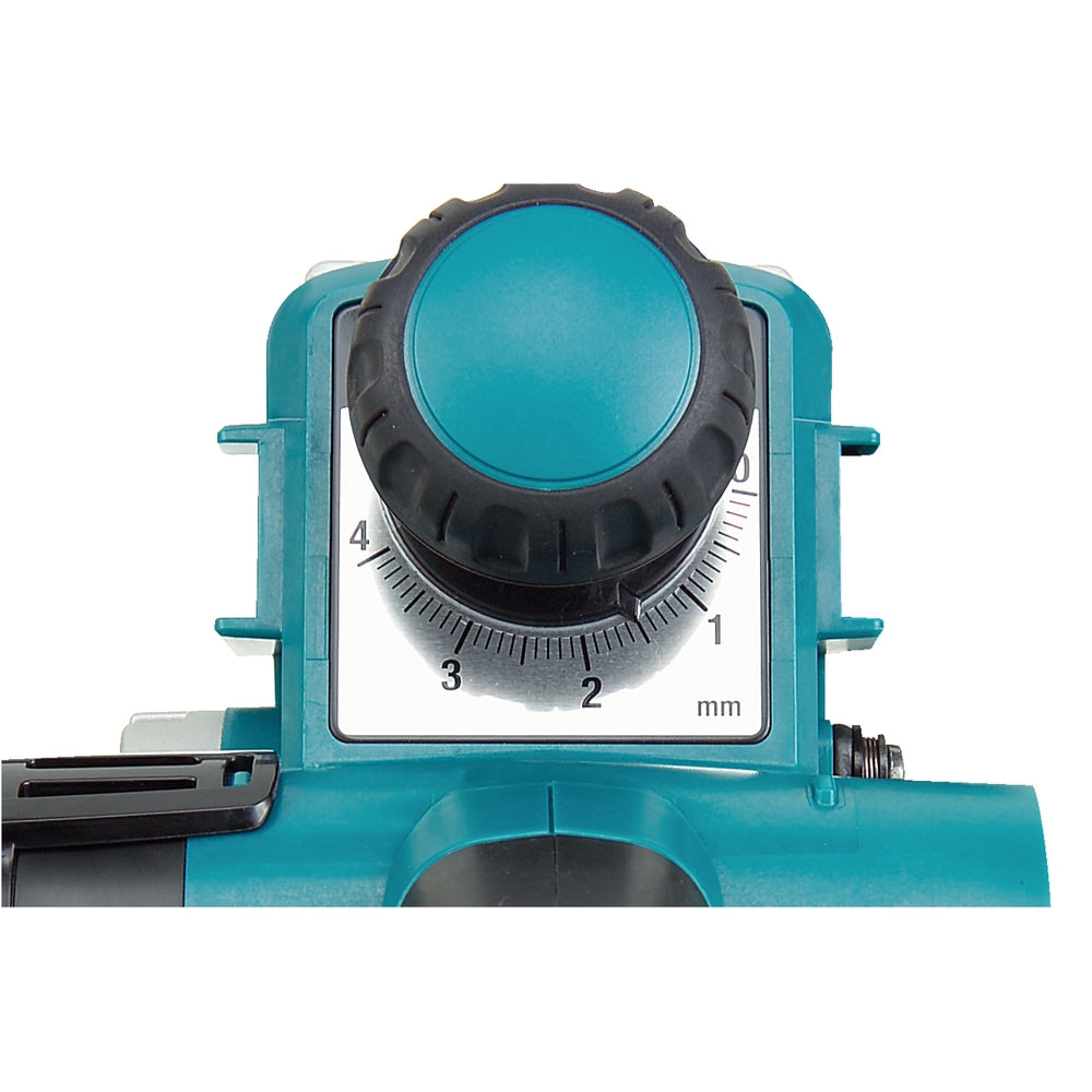 Pialla 82mm Makita KP0810J