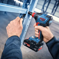 Avvitatore A Massa Battente Bosch Expert EXDX18V-210 18V Brushless Con Attacco 2-in-1 E Valigetta - 06019J0400