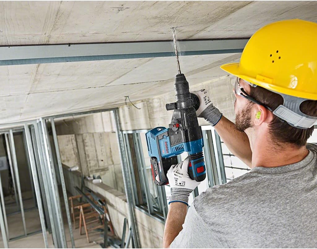 Martello Perforatore A Batteria Tassellatore Bosch GBH 18V-26F Professional 2,6J + 2 Batterie 5.5Ah + Caricabatterie + Valigetta L-BOXX 136 - 061191000F