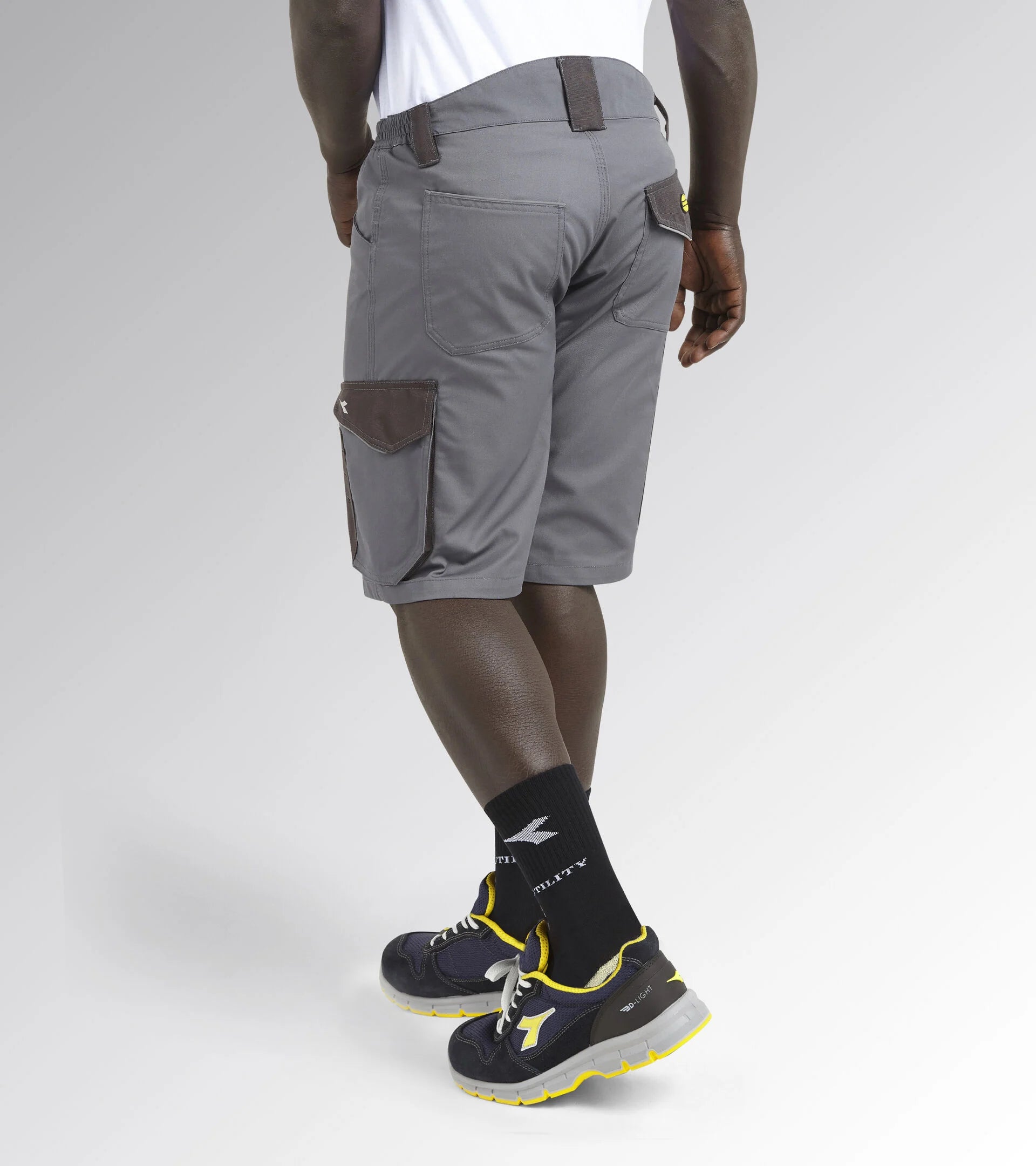 Bermuda Da Lavoro Diadora POLY Colore Grigio Acciaio 161758-75070