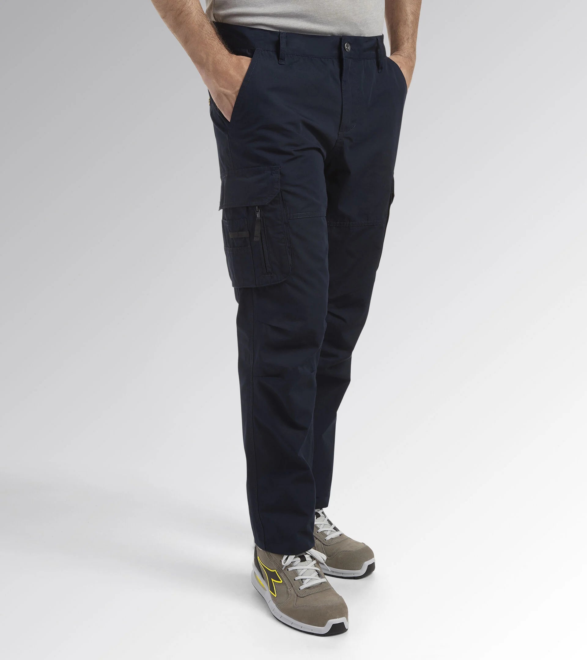 Pantalone Cargo Estivo Diadora PANT WIN CARGO Colore Blu Tuareg 160305-60052