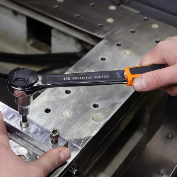 Cricchetto Reversibile Con Attacco Quadro Maschio 1/2" Beta 920/55