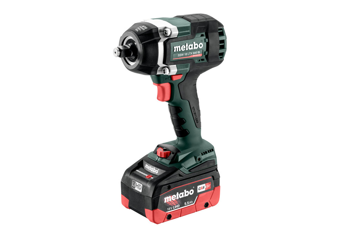 Avvitatore A Massa Battente SSW 18 LTX 800 BL + 2 Batterie  5.5Ah LiHD + Caricabatterie ASC 145 Metabo 602403660