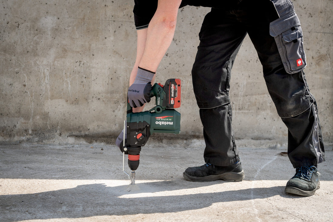 Combination Hammer KH 18 LTX BL 28 Q + Self-tightening Chuck + 2 Chisels and 3 Bits Metabo 601715920