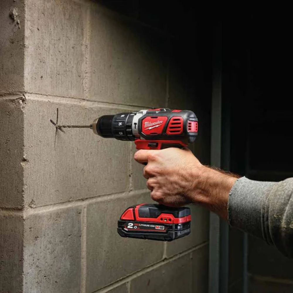 Milwaukee M18 CBLPD-202C 18V Compact Brushless Cordless Impact Drill